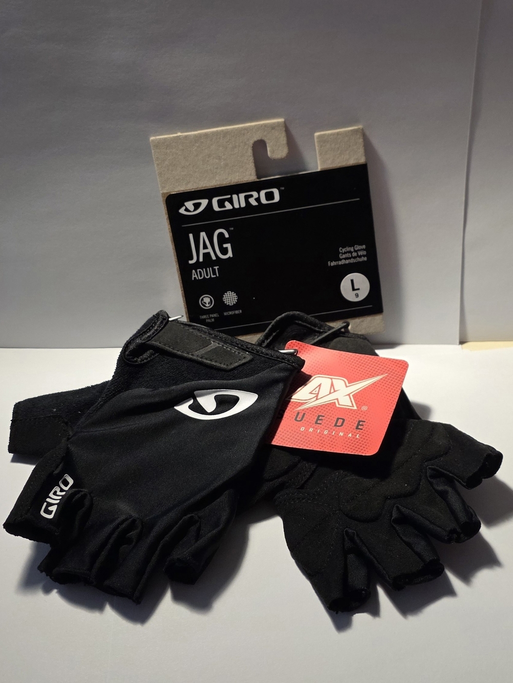 Giro Jag Adult Half-Finger Cycling Gloves in Black with White Logo sz Lg